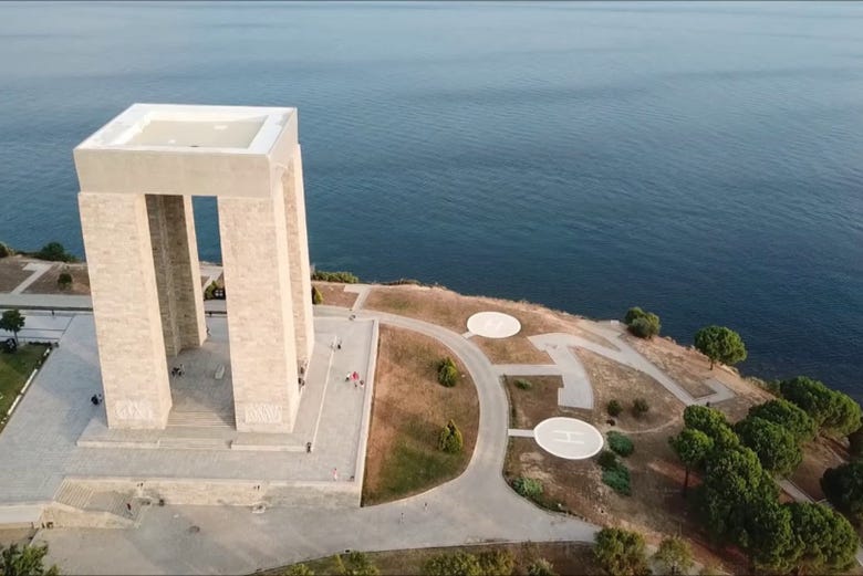 Vista aérea do Monumento dos Mártires de Çanakkale 